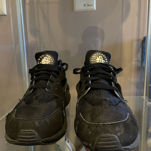 Nike Huarache - Picture 2 of 5